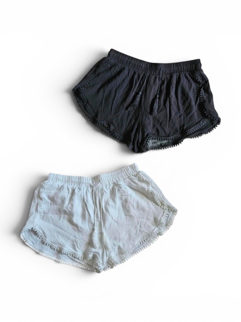 Lot of 2 Womens Blk/White Set Pompom Trim Dolphin Lounge Boho Beach Shorts (S/M)